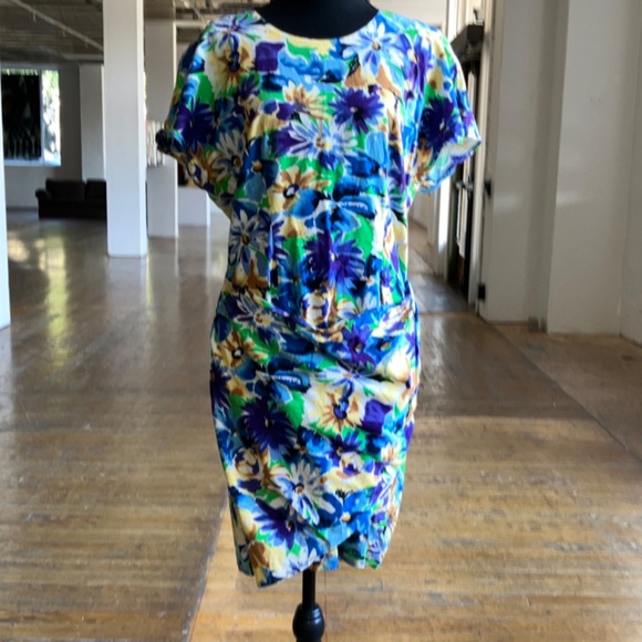 1980s faux wrap floral Hawaii dress - Picture 7 of 9